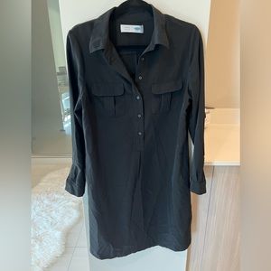 Black old navy maternity dress. Size small.